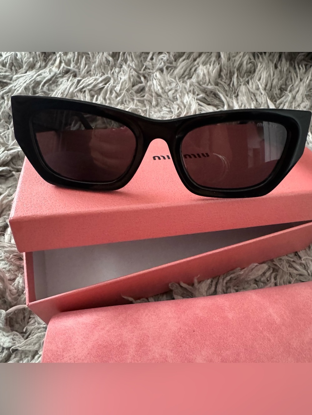 Miu Miu Black Cat-Eye Sunglasses with Gold Logo Temples - Picture 6 of 7